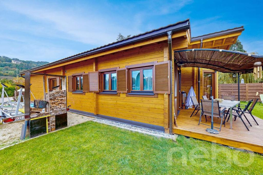 Property photo 3 of 13