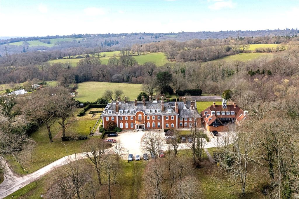 Property photo 1 of 29 Picture No. 14