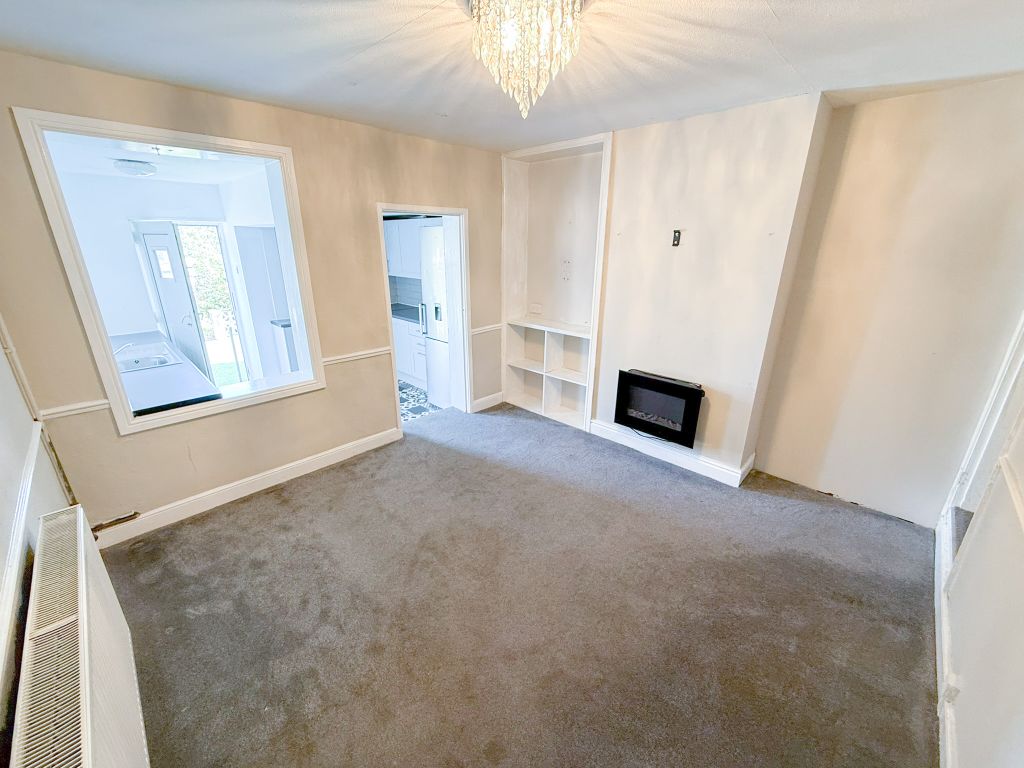 Property photo 2 of 12 Img_2428