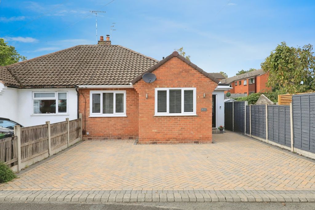 Property photo 2 of 17 Photo