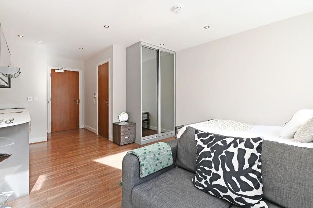 Property photo 3 of 10