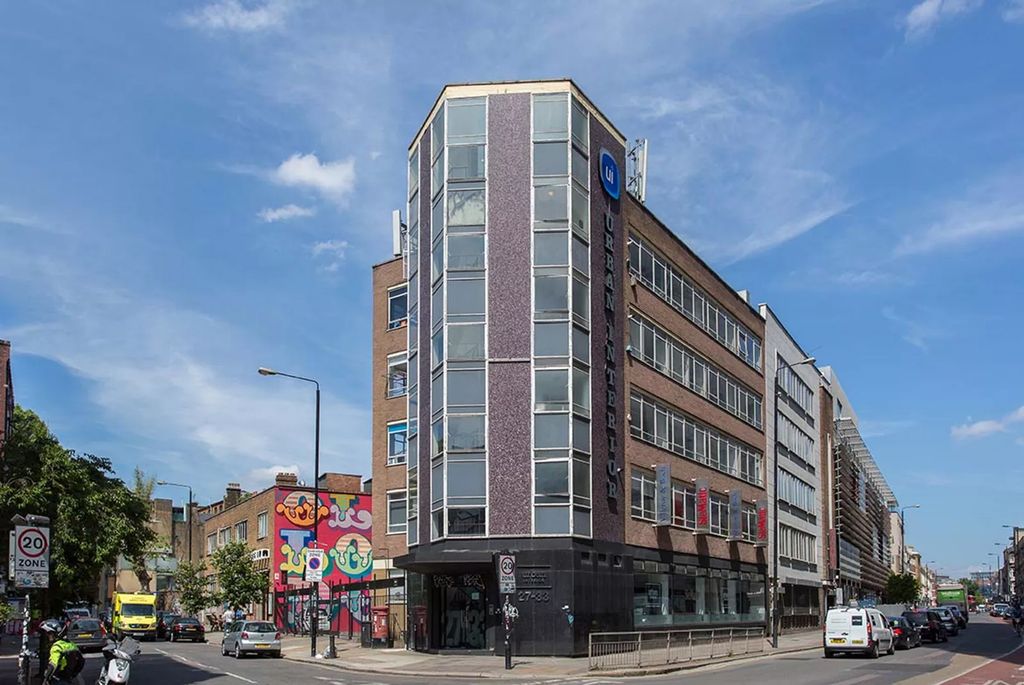 Property photo 1 of 5