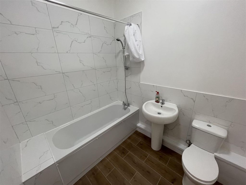 Property photo 3 of 7 Img_5301.Jpeg