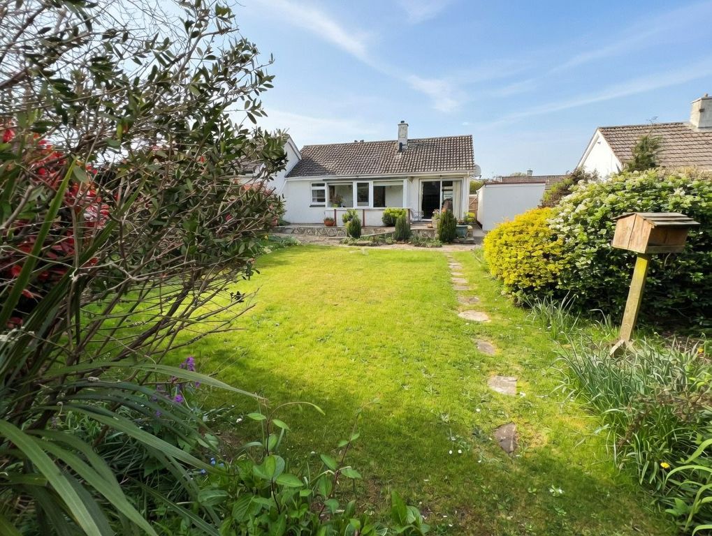 Property photo 2 of 13