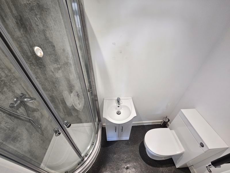 Property photo 3 of 9 Photo 3