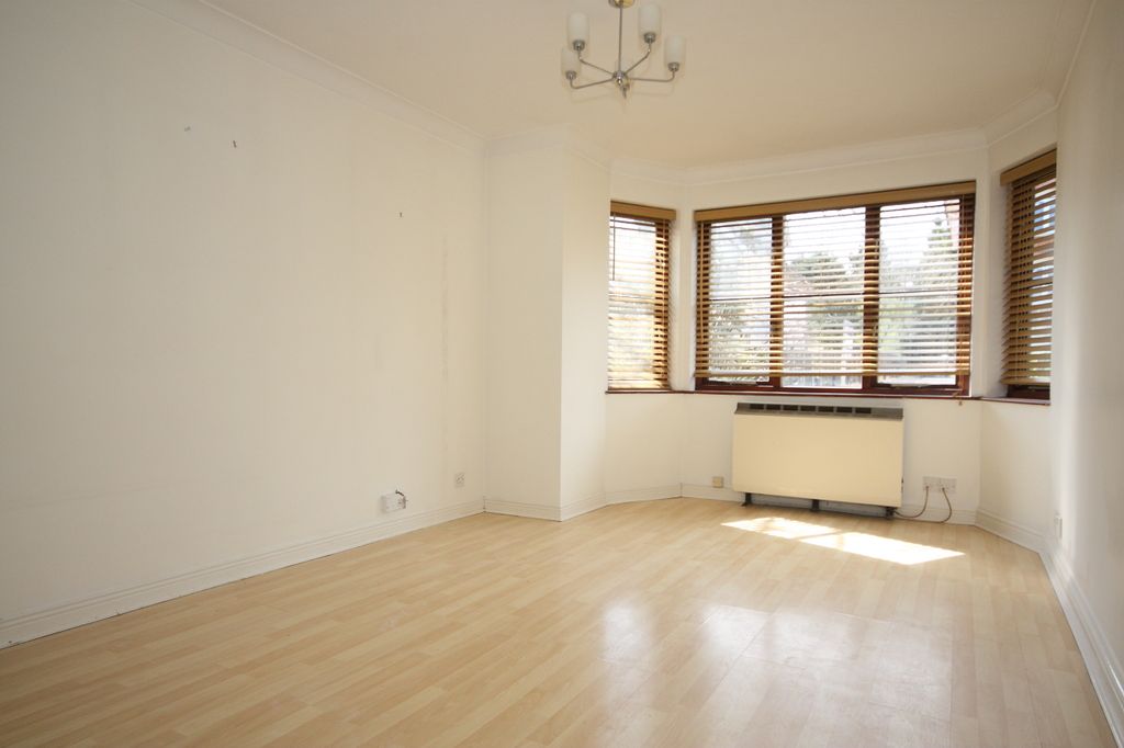 Property photo 2 of 4 Studio Room