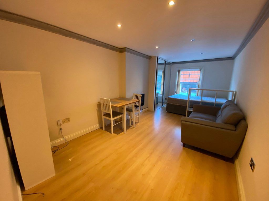 Property photo 2 of 5