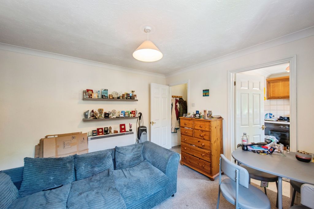 Property photo 3 of 11 Image