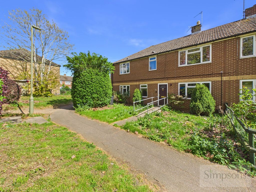 Property photo 1 of 12