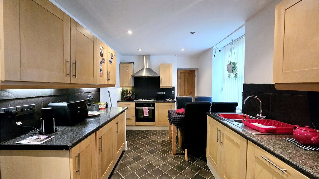 Property photo 2 of 5 Picture No. 07