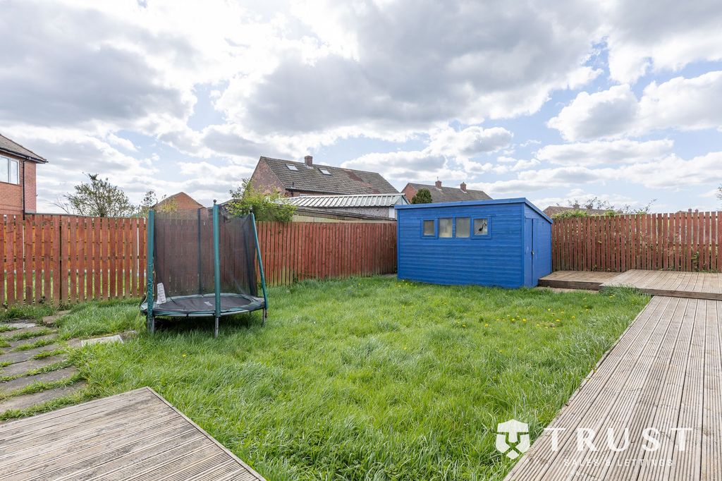 Additional image 28 of 2 bed semi-detached house for saleBevor Crescent, Heckmondwike WF16