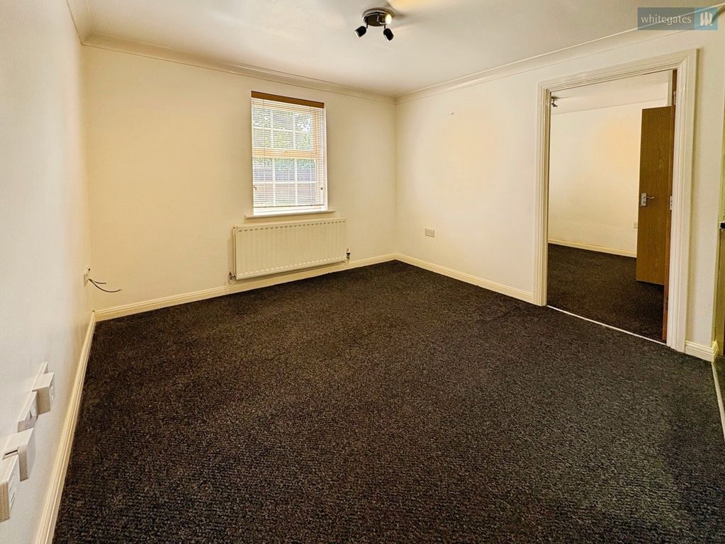 Property photo 3 of 7 Pbox-Img.Jpeg