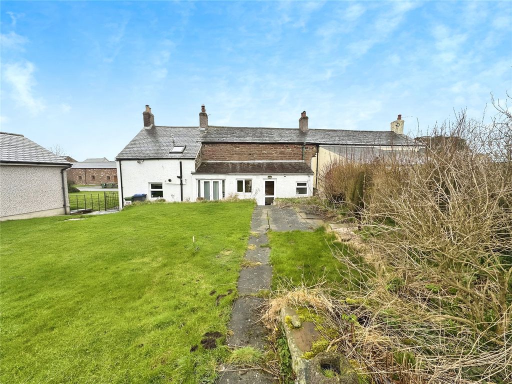 Property photo 1 of 10 Rear Elevation
