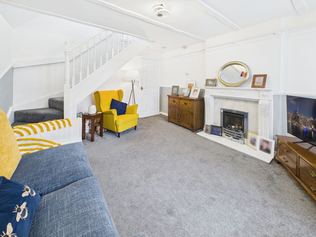 Property photo 3 of 23