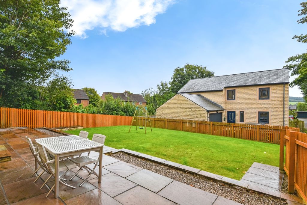 Property photo 3 of 17 Rear Garden And View