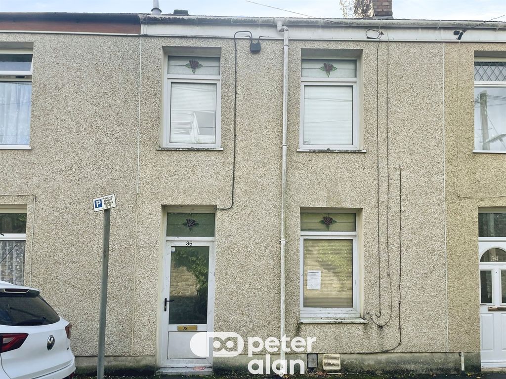 Property photo 3 of 9