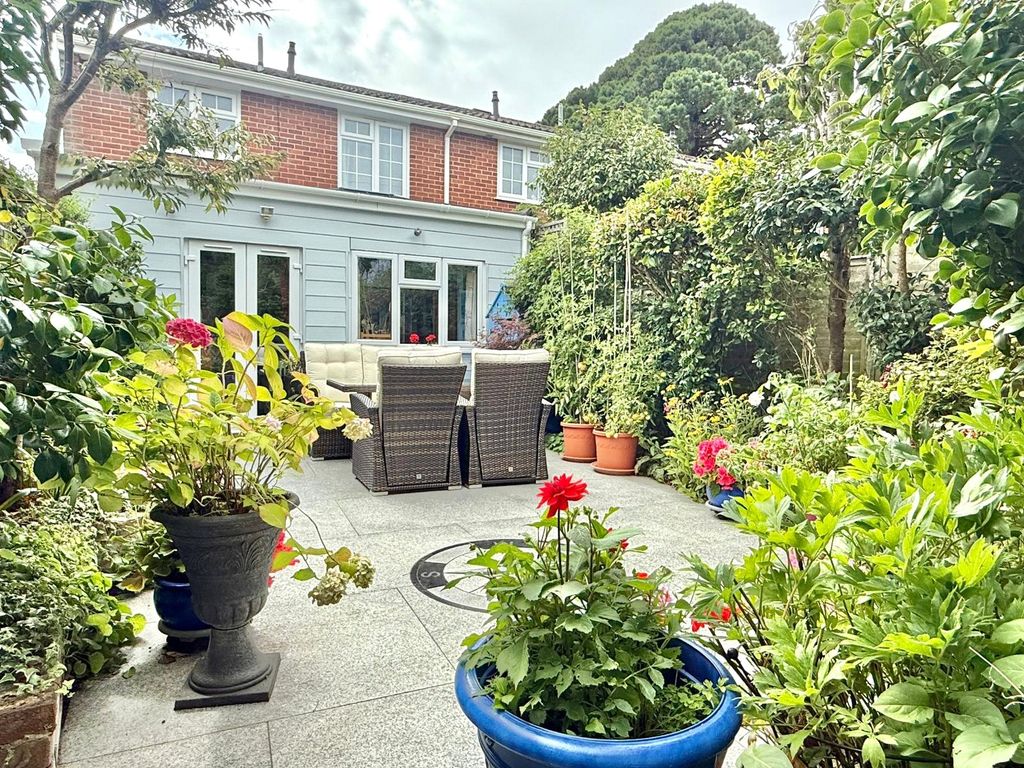 Property photo 2 of 14 Picture No. 01