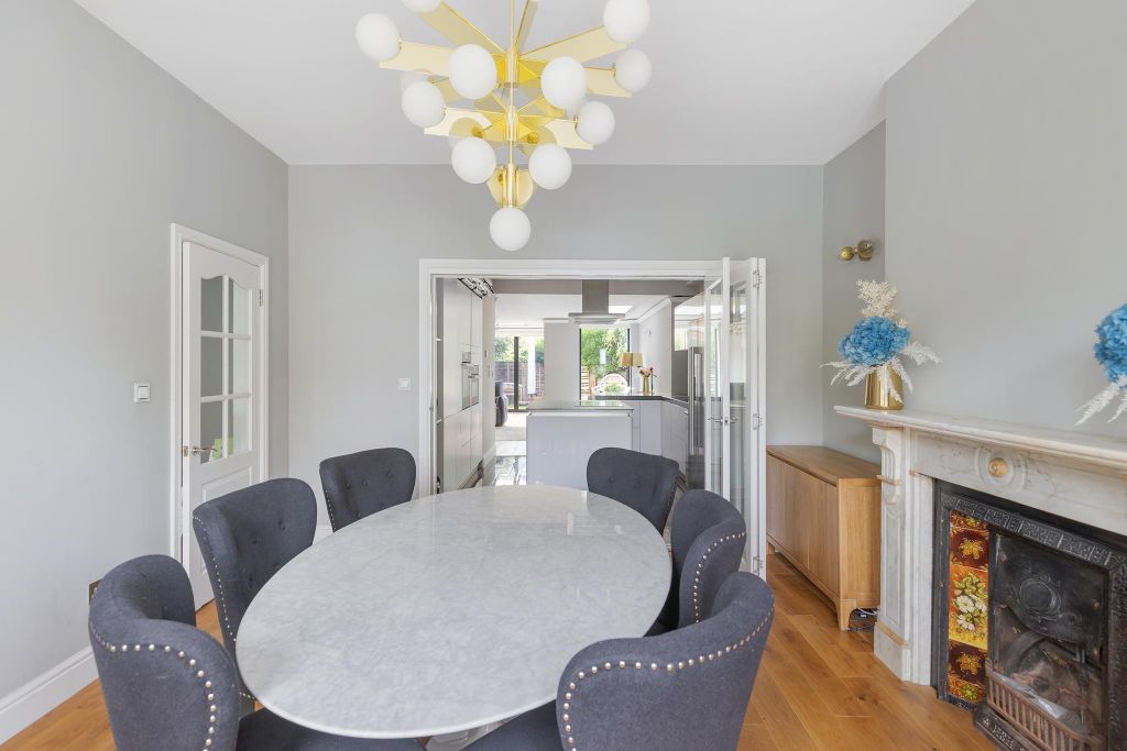 Property photo 3 of 10 Image