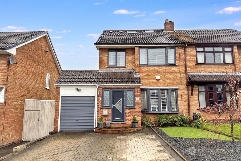 Property photo 1 of 19 5035890