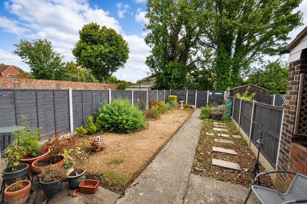 Property photo 2 of 8