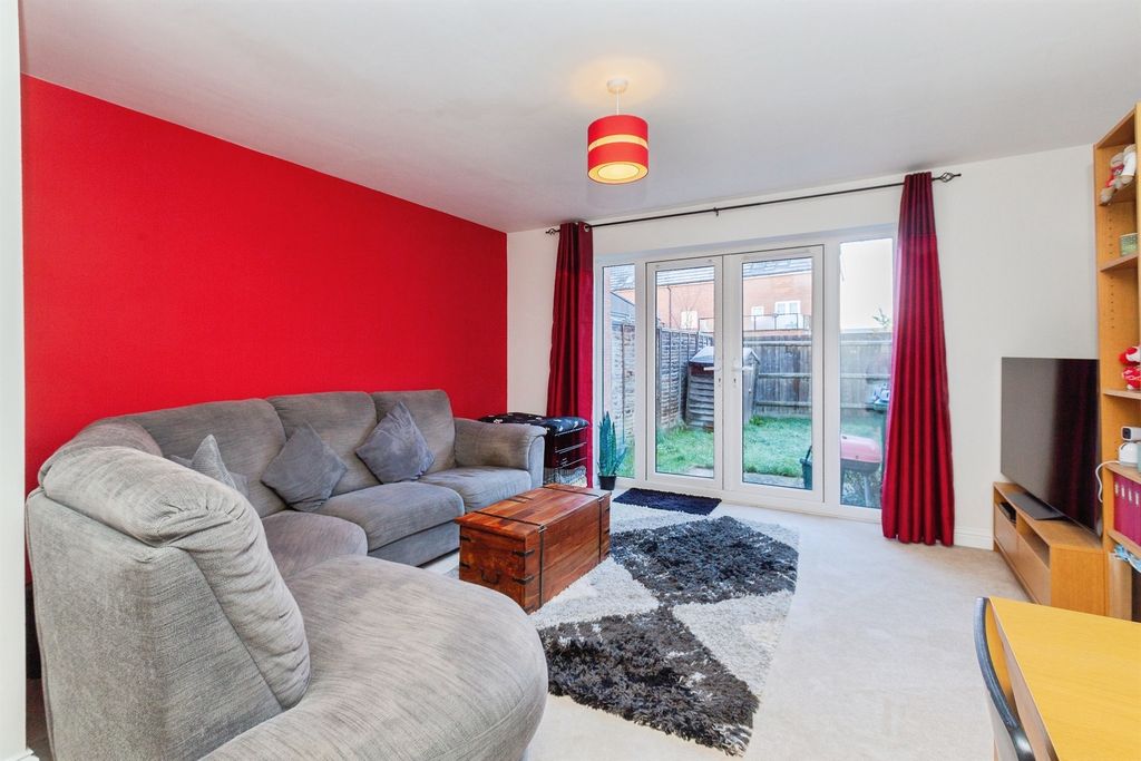 Property photo 2 of 15