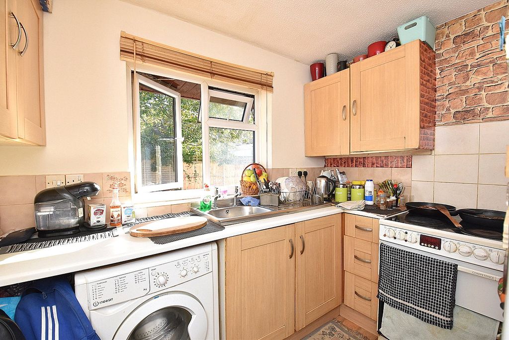 Property photo 2 of 9 Picture No. 04