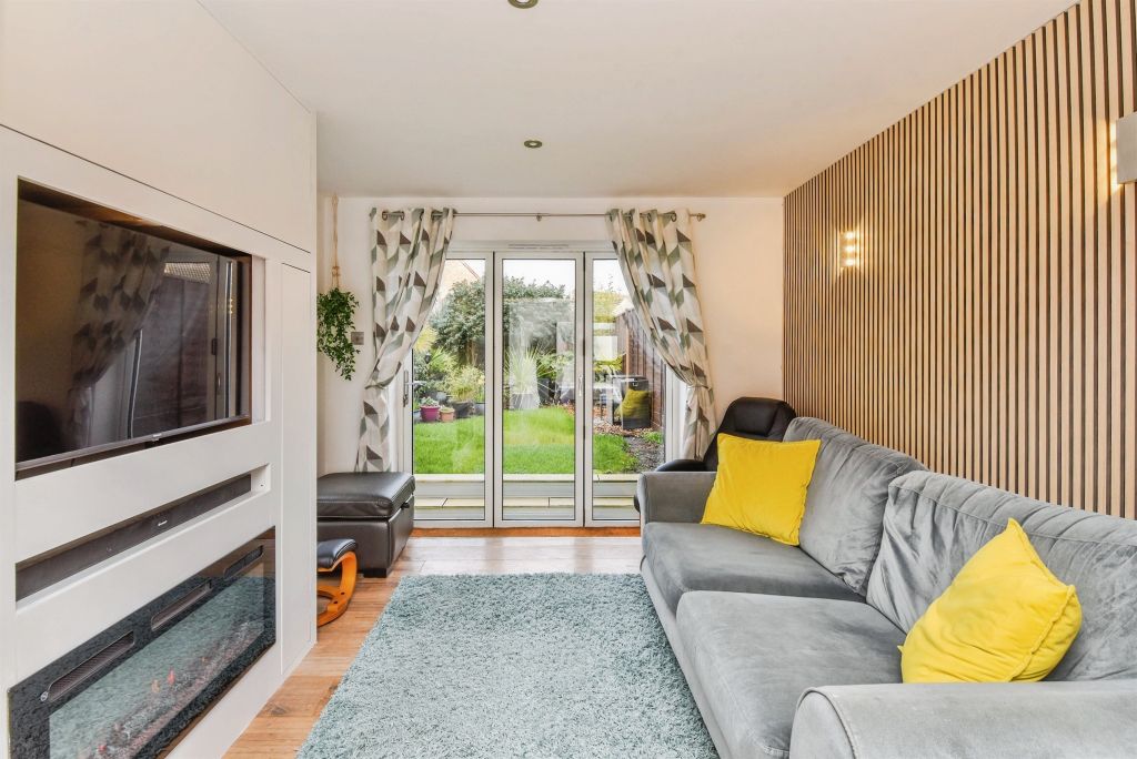 Property photo 3 of 23