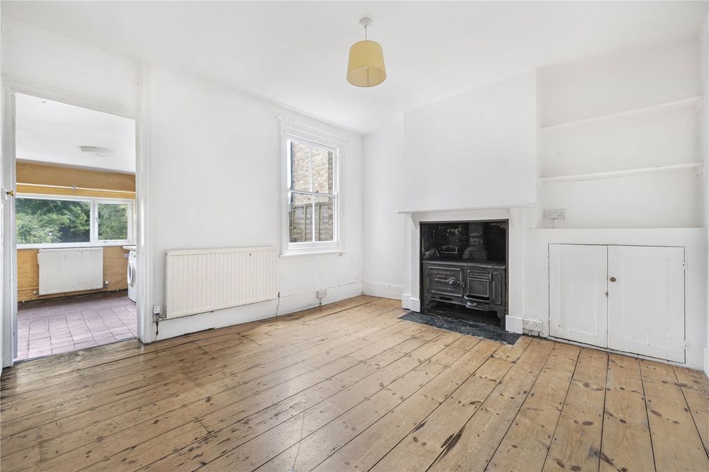Property photo 3 of 12 Picture No. 37