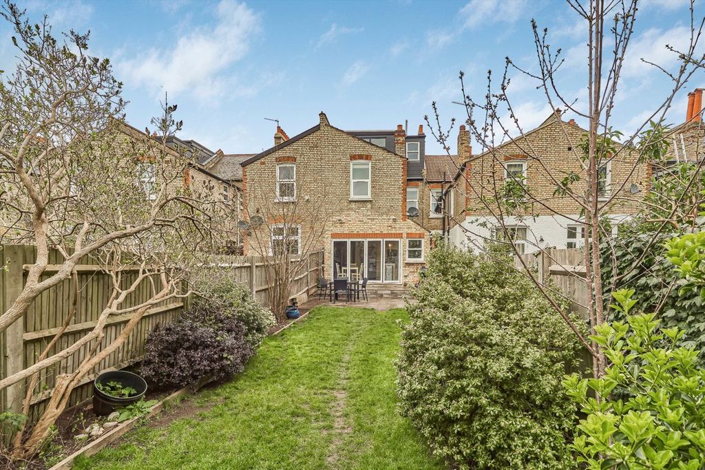 Property photo 3 of 8