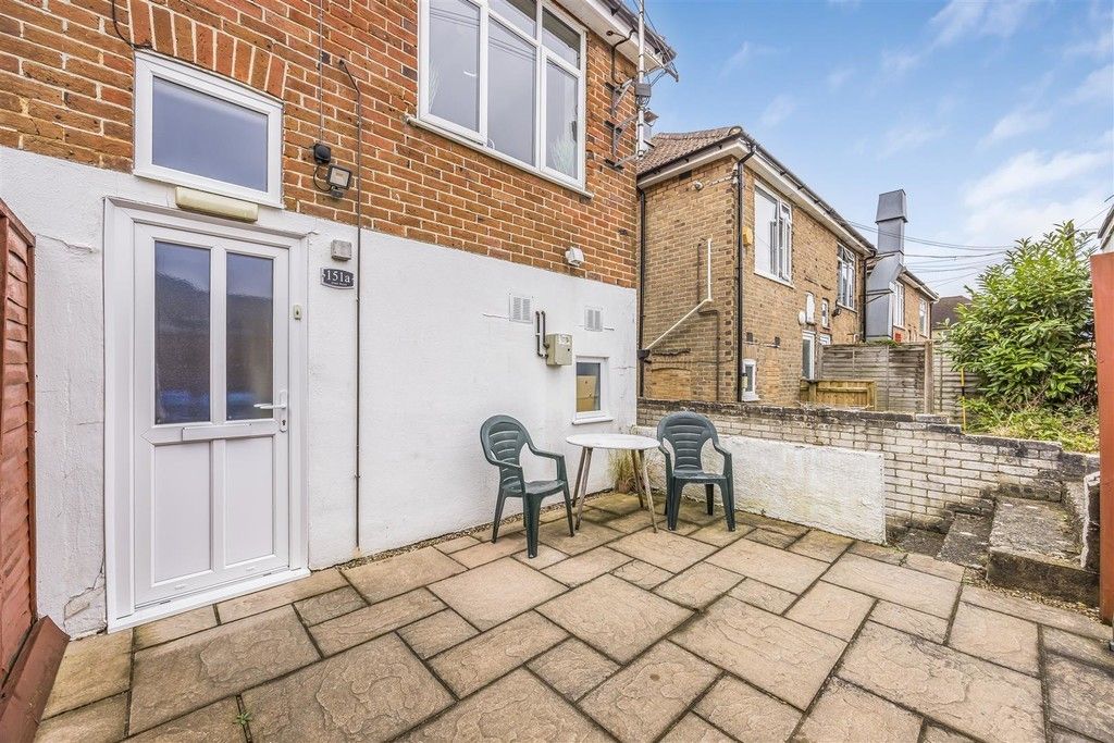 Property photo 2 of 11 3