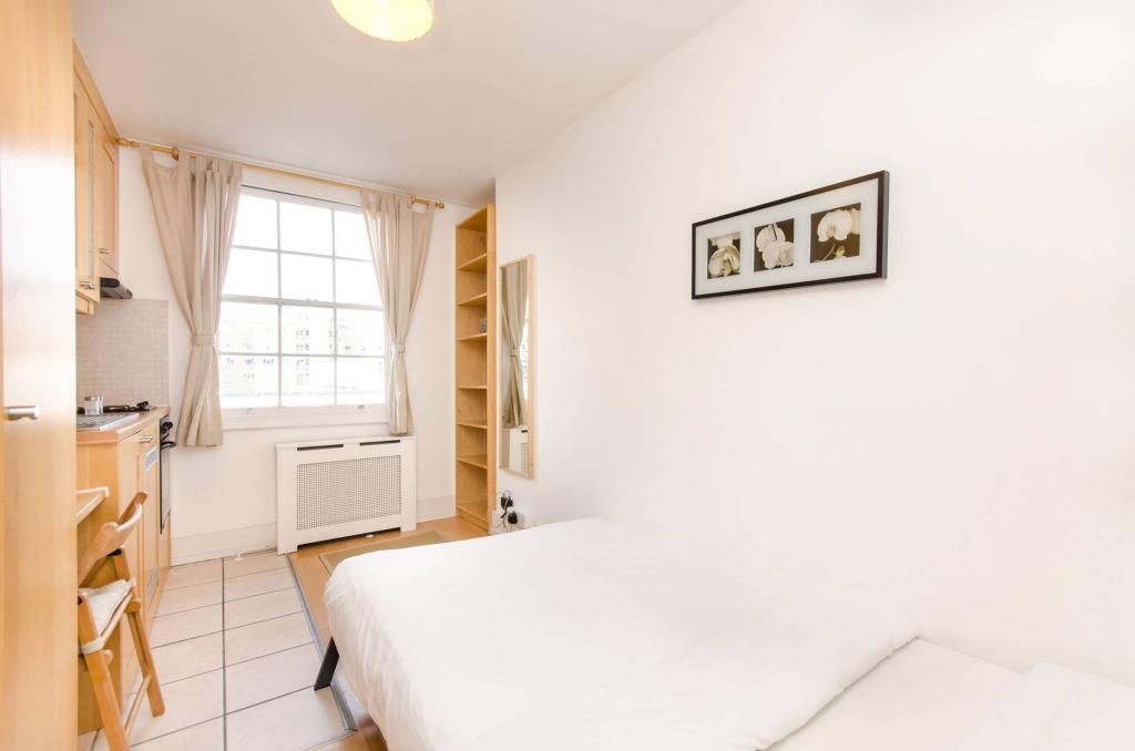 Property photo 1 of 8 Studio To Rent