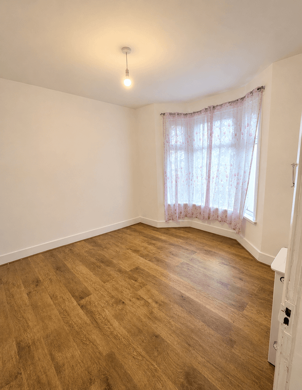 Property photo 3 of 11 2A128c68-8205-4Dd9-A30E-7Fcce9F11E8d