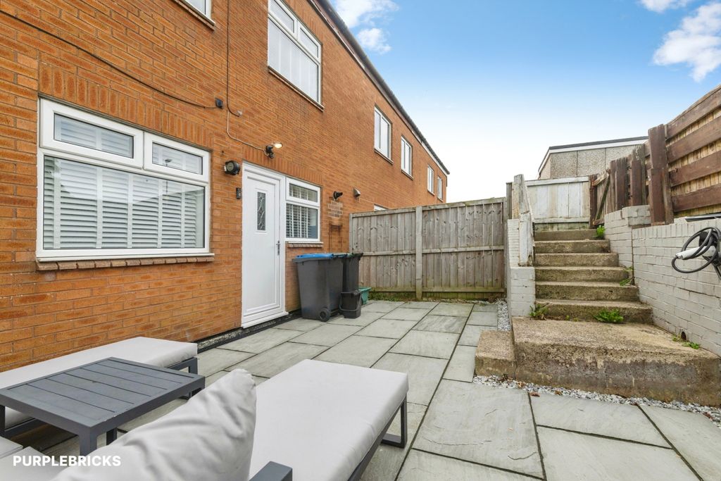 Property photo 1 of 24 Rear Garden