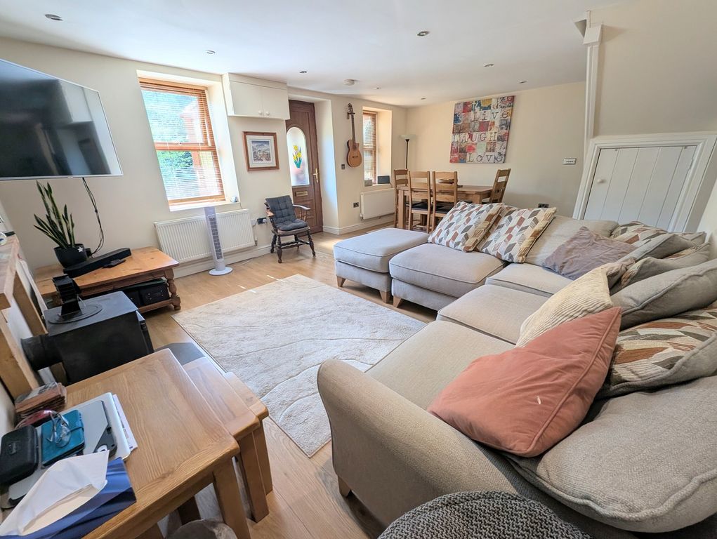 Property photo 2 of 18 Not Specified