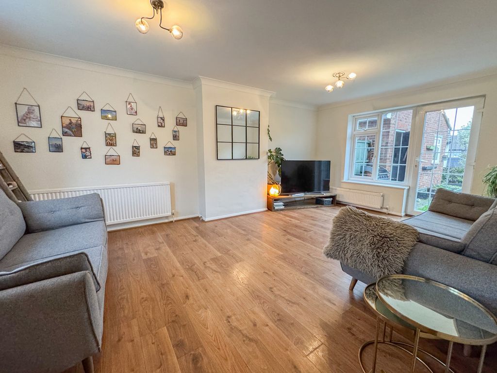 Property photo 2 of 21