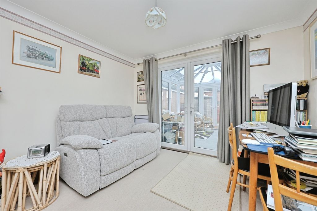 Additional image 14 of 4 bed detached house for saleWallace Close, Dereham NR19