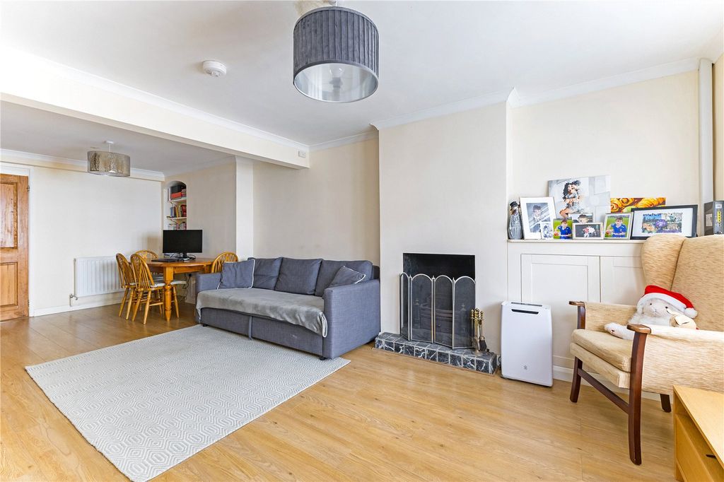 Property photo 3 of 10 Picture No. 35