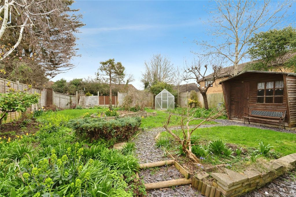 Property photo 3 of 20 Picture No. 36