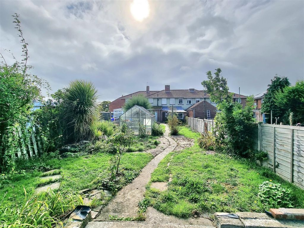 Property photo 1 of 21 Garden