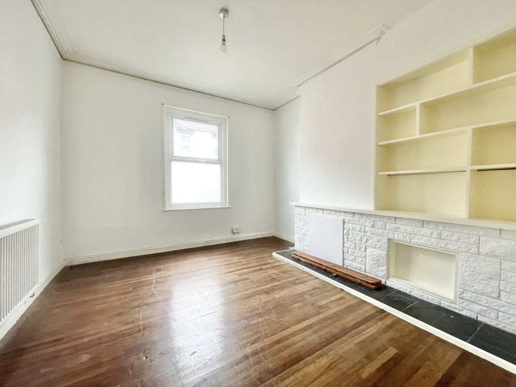 Property photo 2 of 19 Photo 2