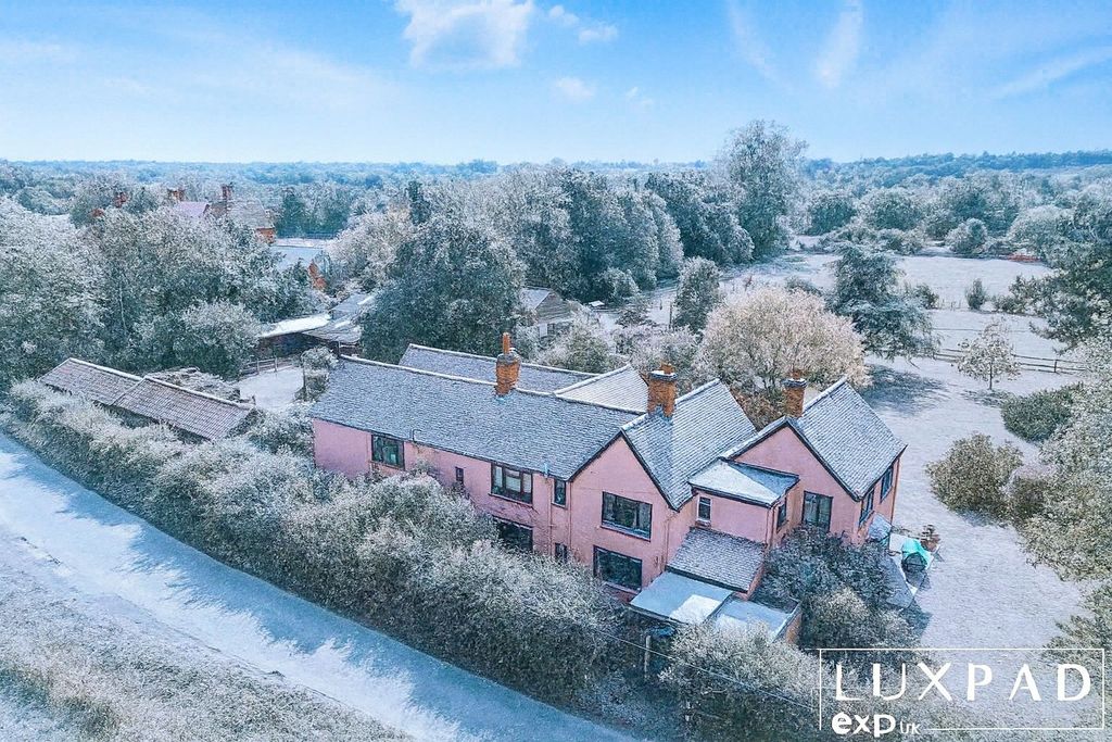 Property photo 1 of 33