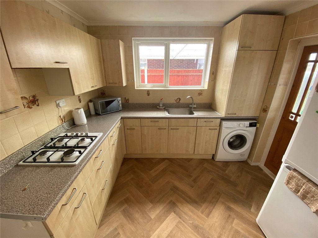 Property photo 3 of 32 Picture No. 20
