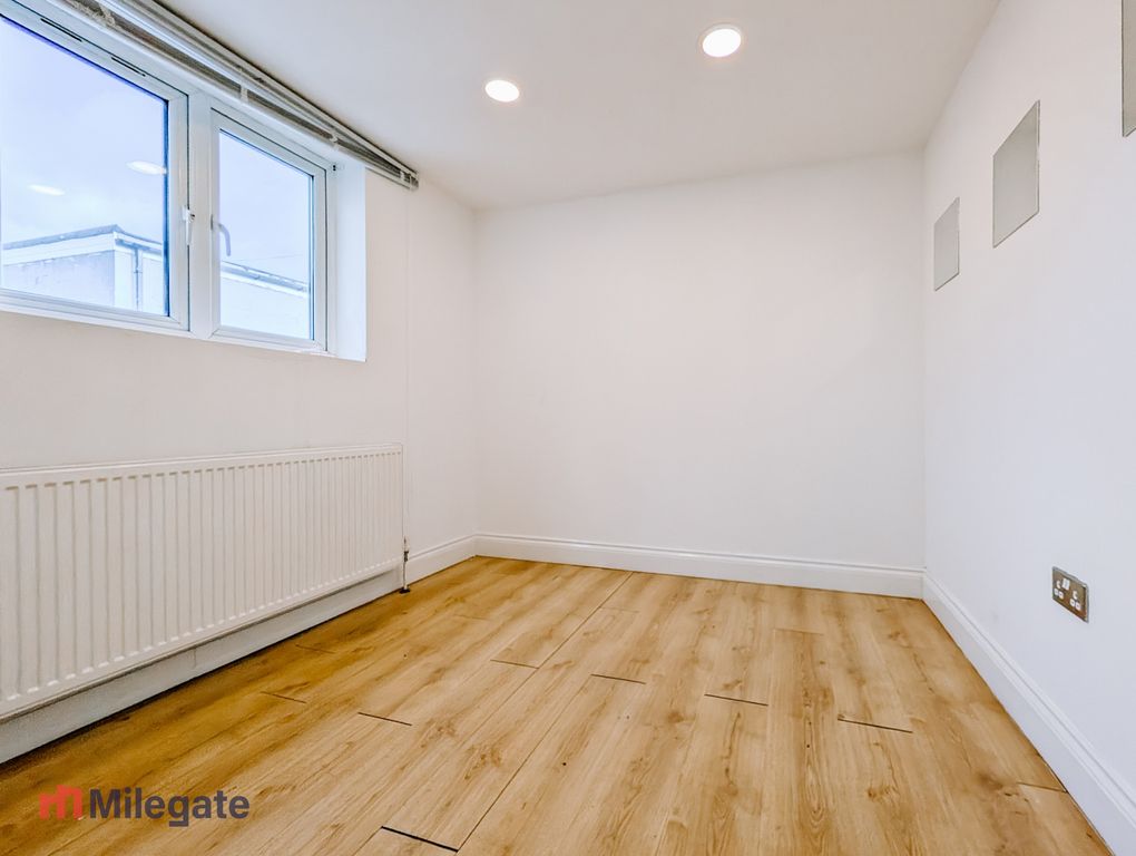 Property photo 3 of 5 Photo 3