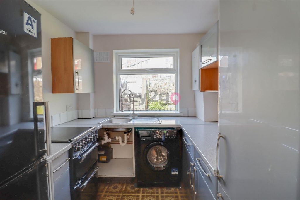 Property photo 3 of 17 Img_0224-Img_0226.Jpg