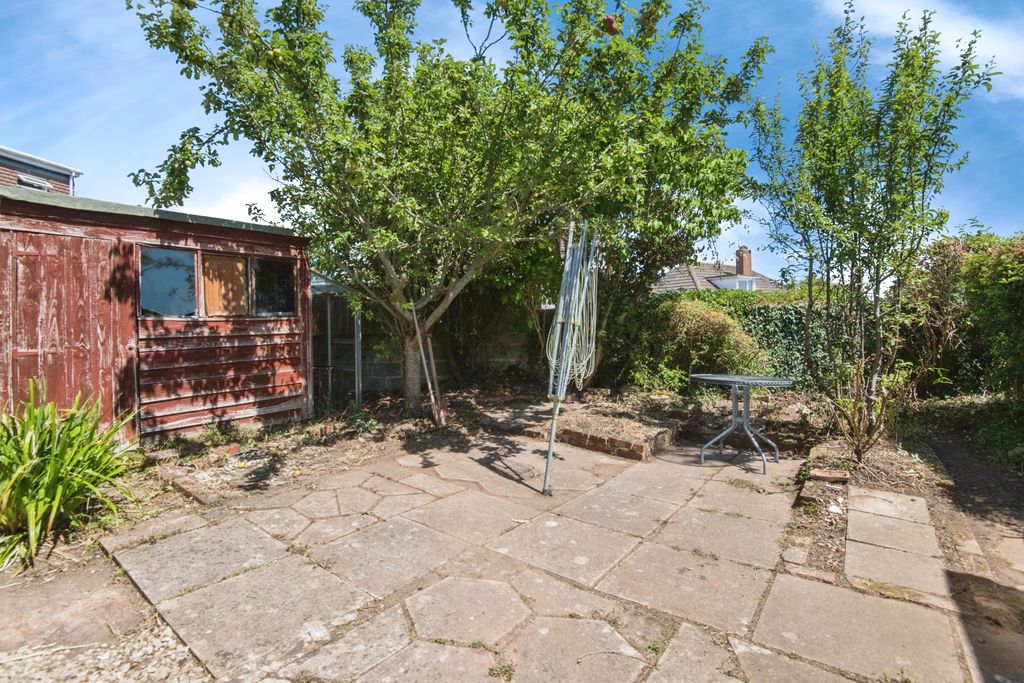 Property photo 2 of 16