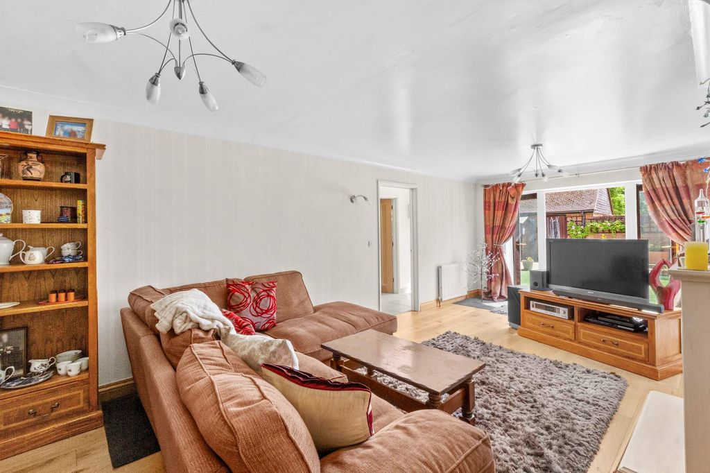 Property photo 3 of 14