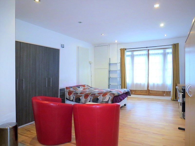 Property photo 2 of 7