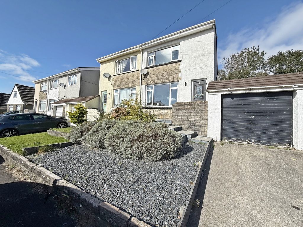 Property photo 1 of 19 Main Image