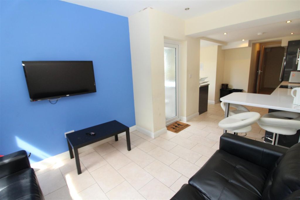 Property photo 3 of 20 Img_2265.Jpg
