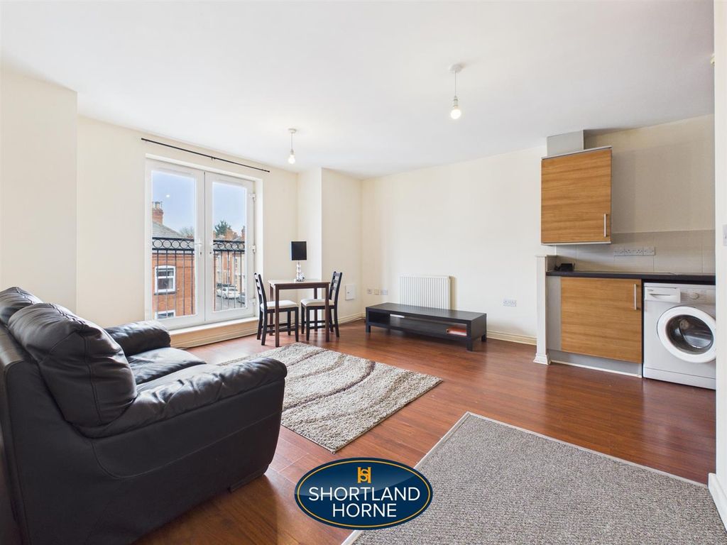 Property photo 2 of 11 Cam04377G0-Pr0166-Still007.Jpg